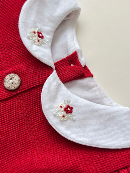 VESTIDO CLÁSICO MANGA LARGA CON CUELLO BORDADO