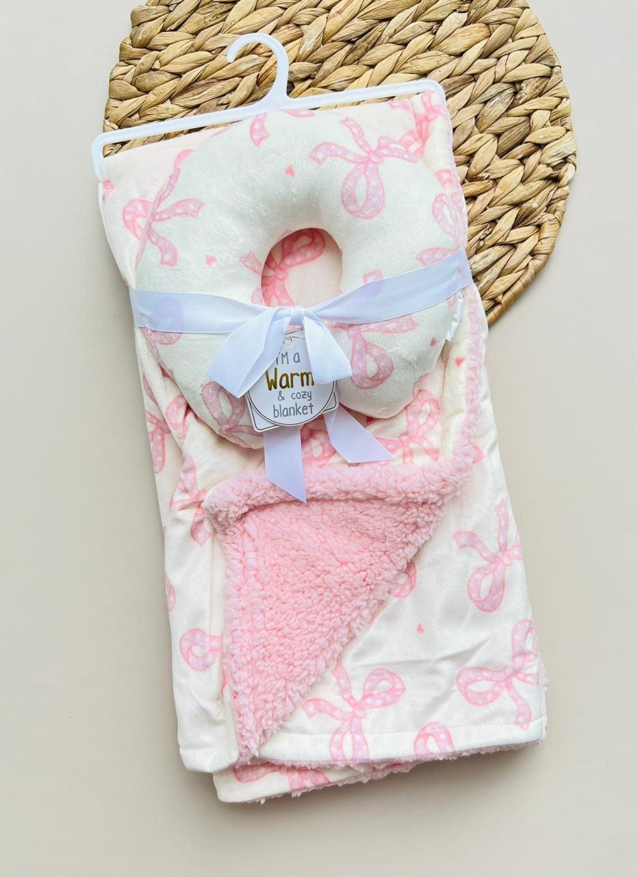 SET COBIJA CON ALMOHADA ANTIVUELCO - DISEÑO MOÑOS ROSADOS
