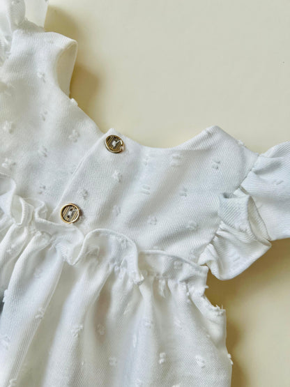 VESTIDO TEXTURIZADO CON MANGAS