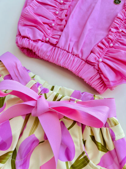 CONJUNTO CON VOLANTES TULIPANES