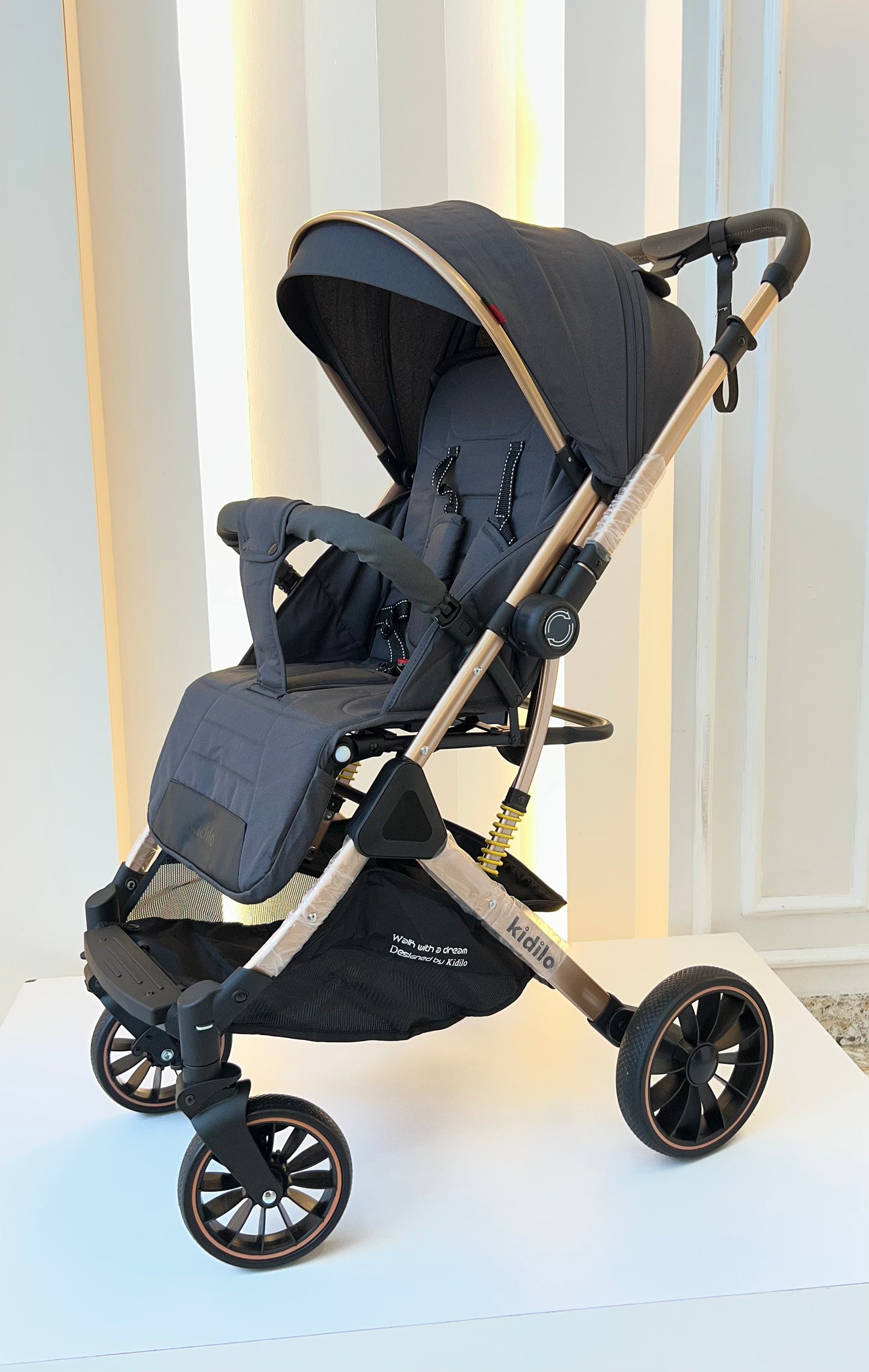 COCHE MALETA ÓNIX KIDILO-GRIS GRAFITO |MARA BABY TIENDA