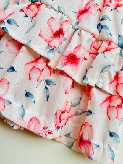 VESTIDO FLORAL CON TIRAS AJUSTABLES