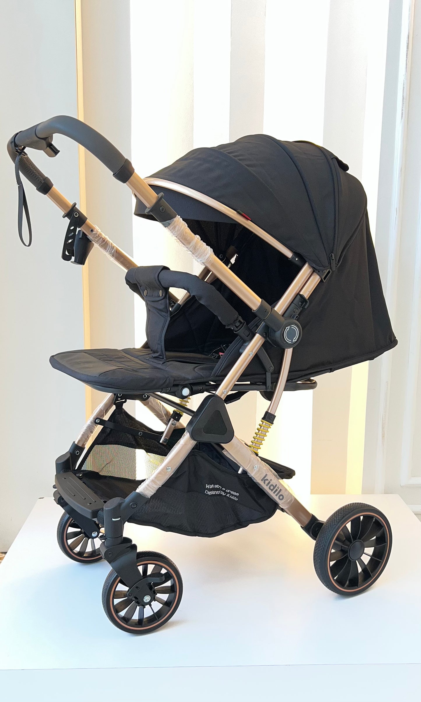 COCHE MALETA CAVIAR KIDILO-NEGRO |MARA BABY TIENDA