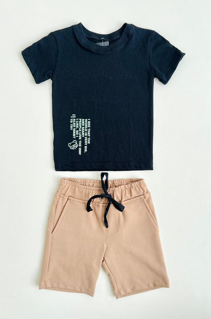 SET INFANTIL CON ESTAMPADO DIVERTIDO AMÉN