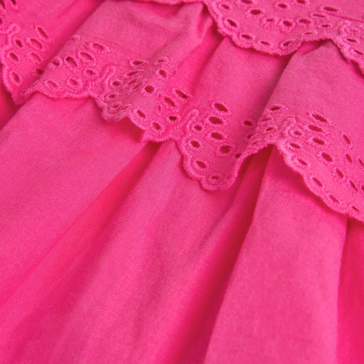VESTIDO CAPAS OJALILLO EUROPEO BOBOLI