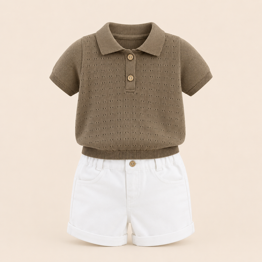⚪️ Conjunto Polo Tejido Bebé – Suéter Gris Cable Knit y Short Blanco
