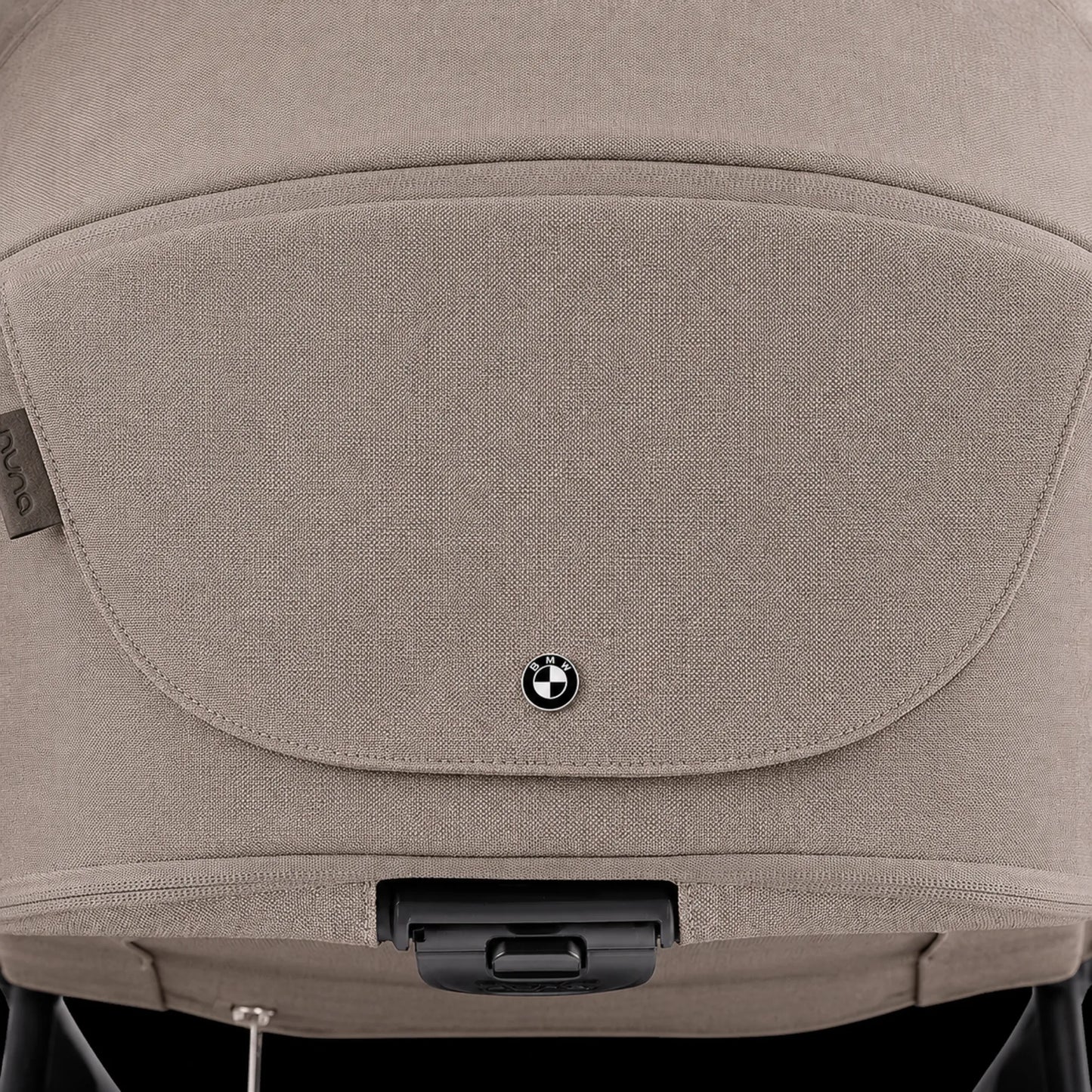 Nuna SWIV™ BMW Collection