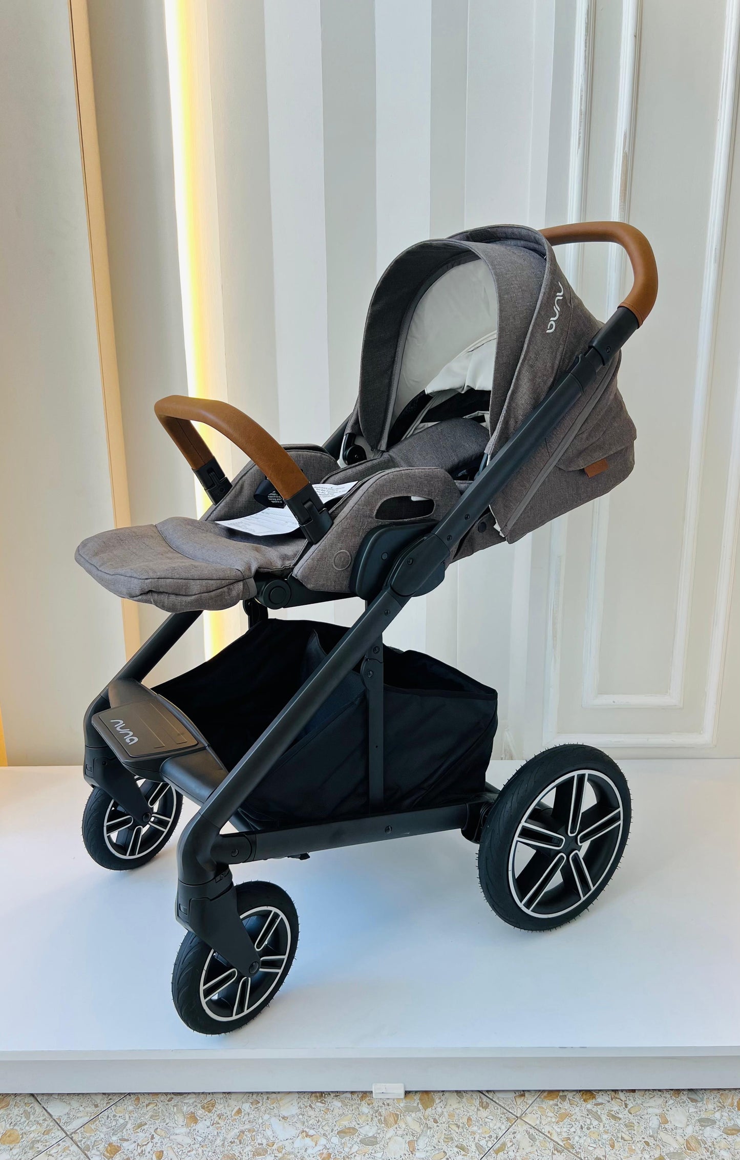 Coche de Bebe Nuna Mixx™ Next Granito con moisés