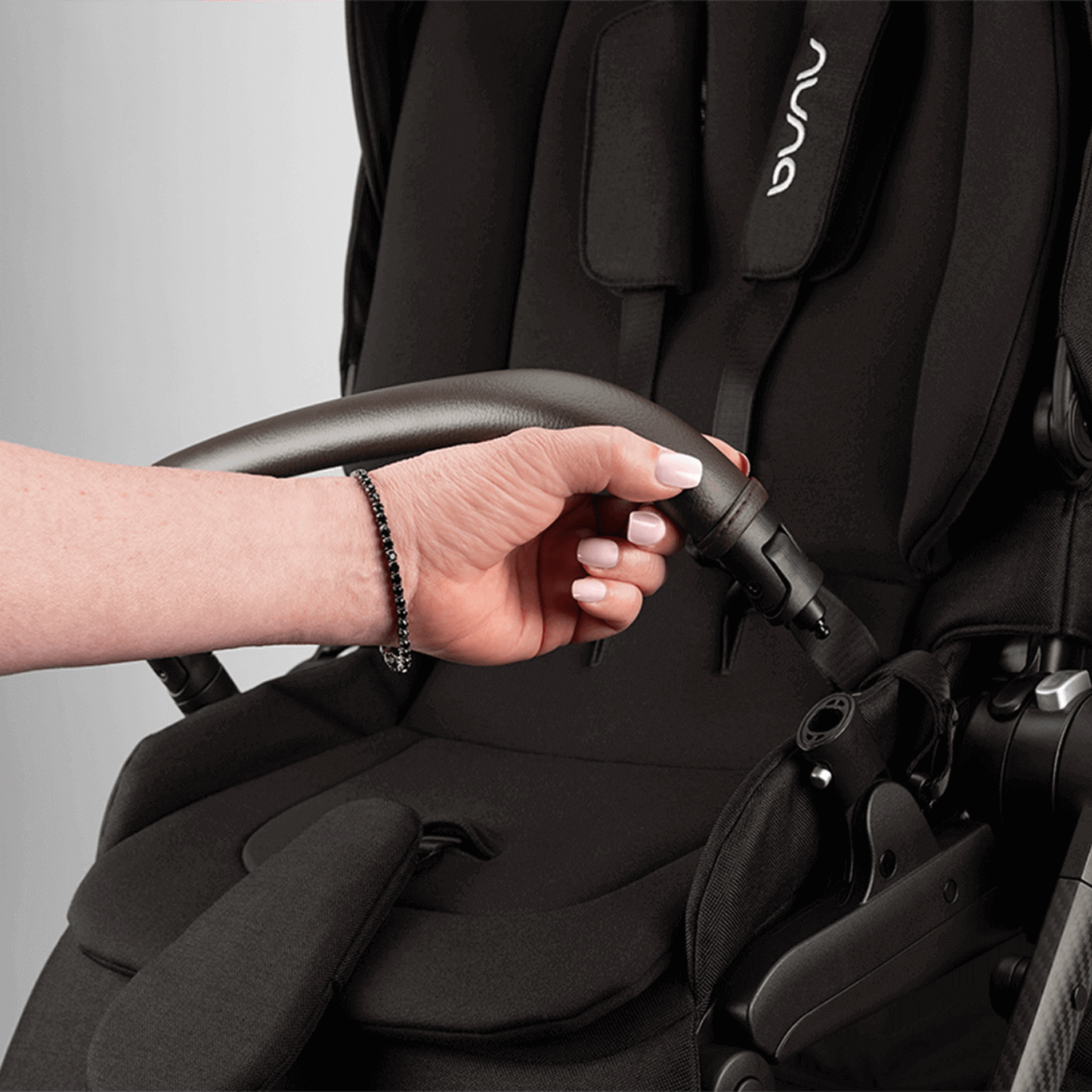 Coche Nuna SWIV™ | Mara Baby Tienda