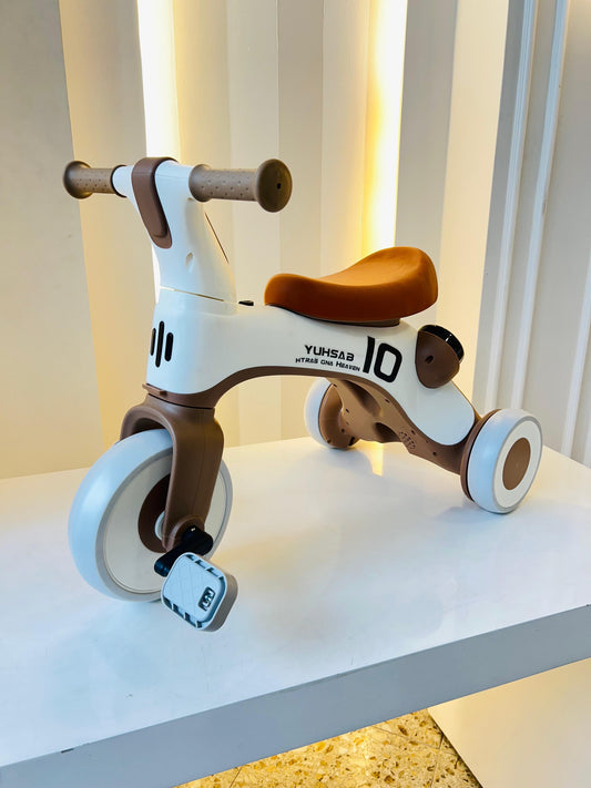 TRICICLO CON PEDALES MUSICAL 10