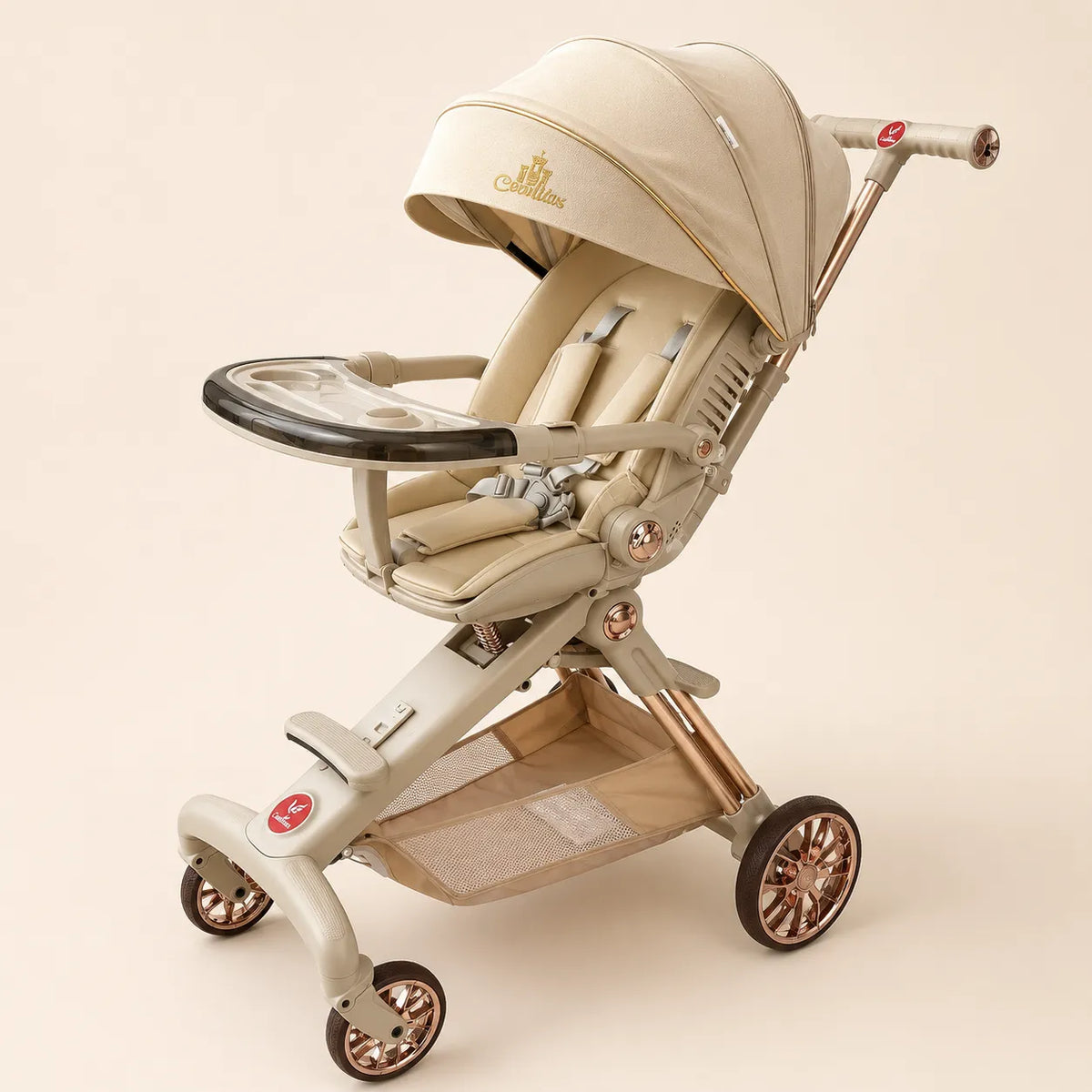 Triciclo de Lujo Castillitos Beige con Detalles Dorados