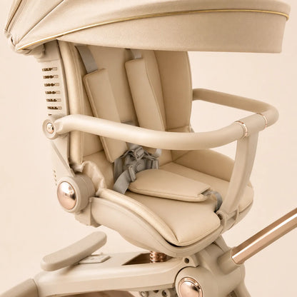 Triciclo de Lujo Castillitos Beige con Detalles Dorados
