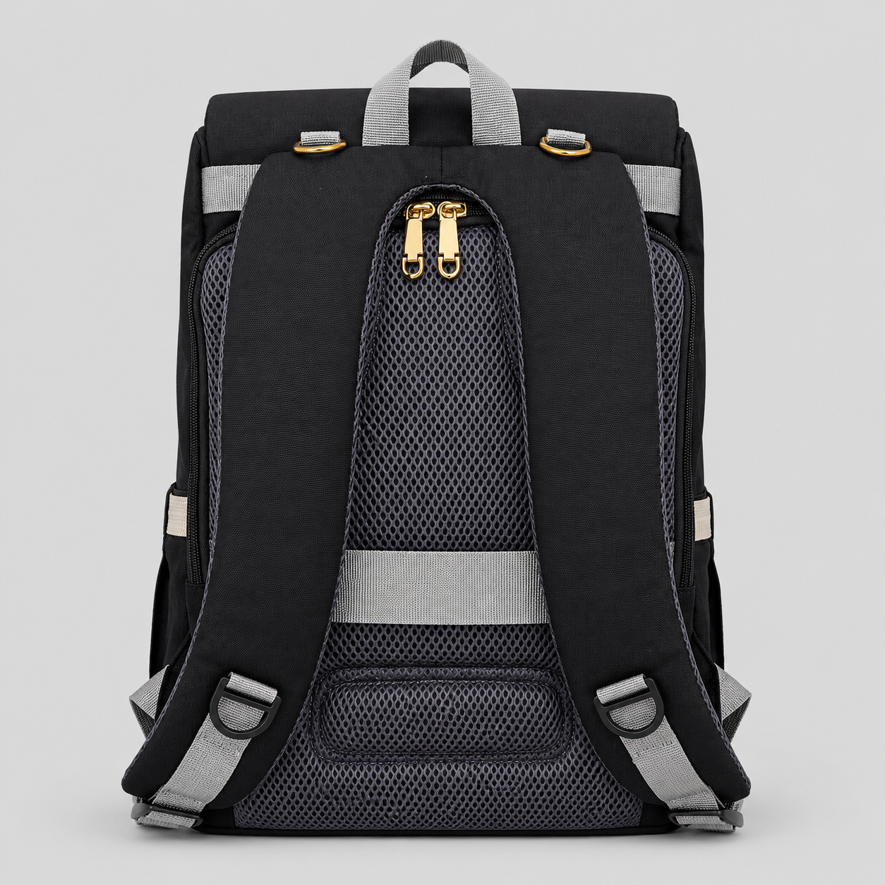 ⚪Pañalera Morral Premium Negra con Detalles Dorados | Mara Baby