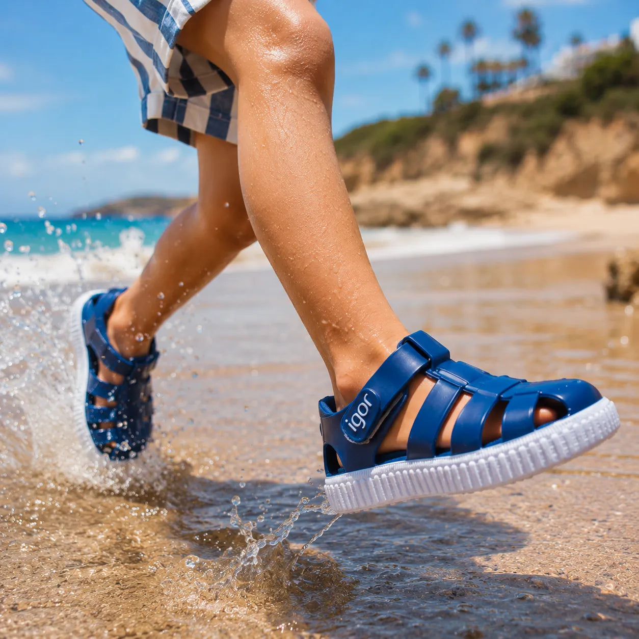 SANDALIAS IGOR - COLOR AZUL MARINO