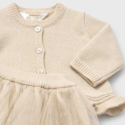 Falda beige de tul del conjunto Mayoral para recién nacida