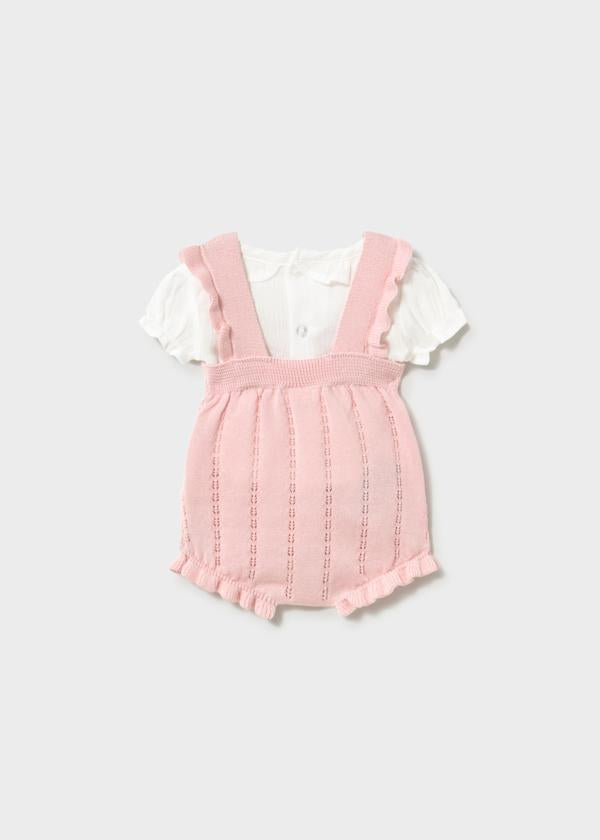 ⚪️ CONJUNTO PETO TRICOT Y BLUSA PARA RECIEN NACIDA ROSA