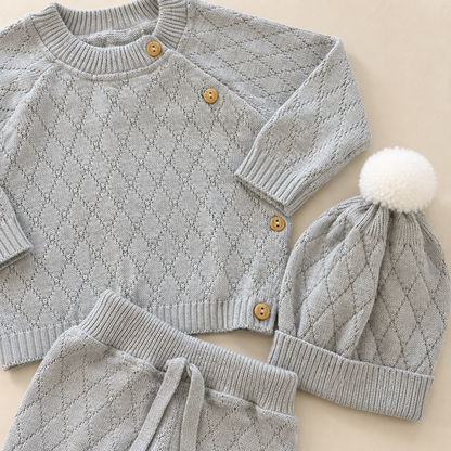 ⚪️ Conjunto Tejido Premium Bebé 6 Piezas – Ref. Valentín Gris |