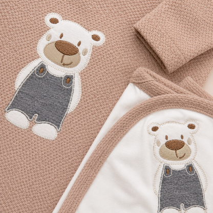 Ajuar Recién Nacido Osito Beige 7 Piezas | Mara Baby