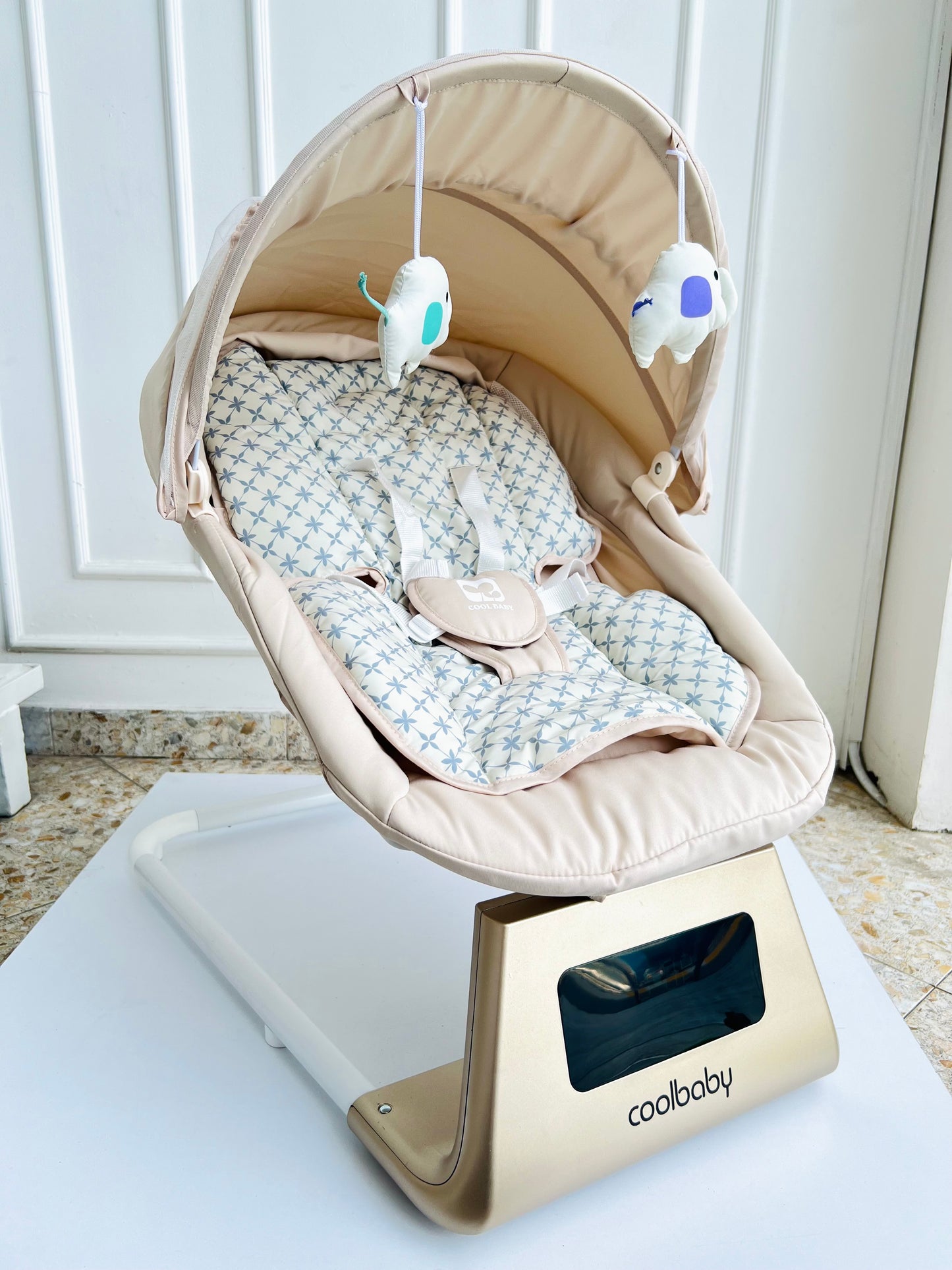 SILLA MECEDORA ELÉCTRICA (CON PANEL)