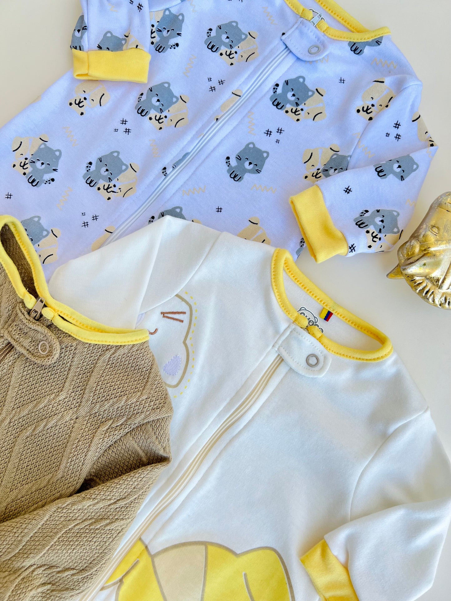 SET DE 3 PIJAMAS ENTERIZAS PARA BEBÉS VENTURA