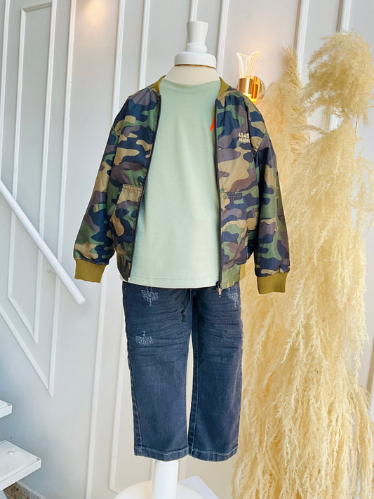 Conjunto chaqueta militar