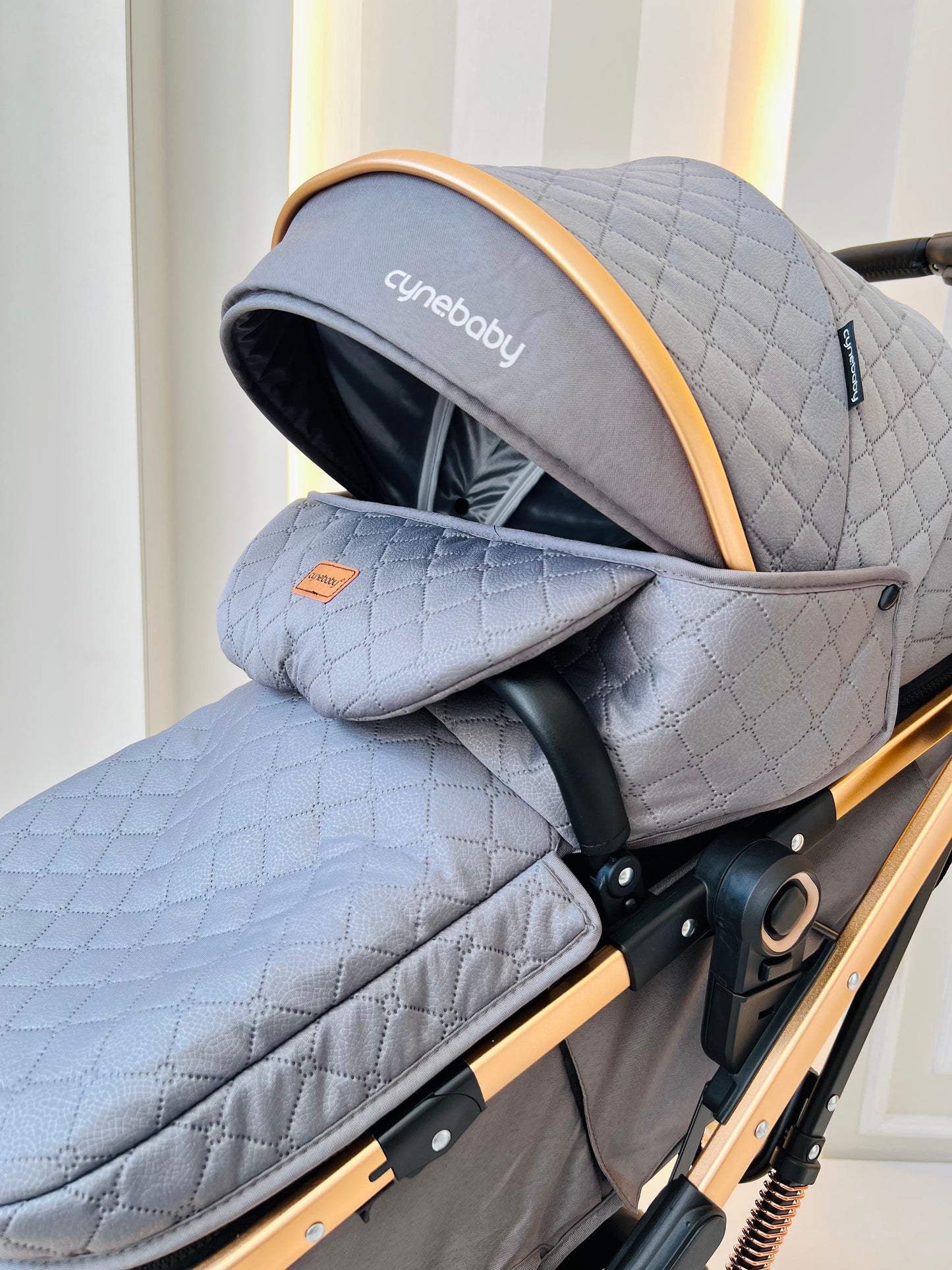 COCHE MOISÉS CYNEBABY ATENAS - GRIS