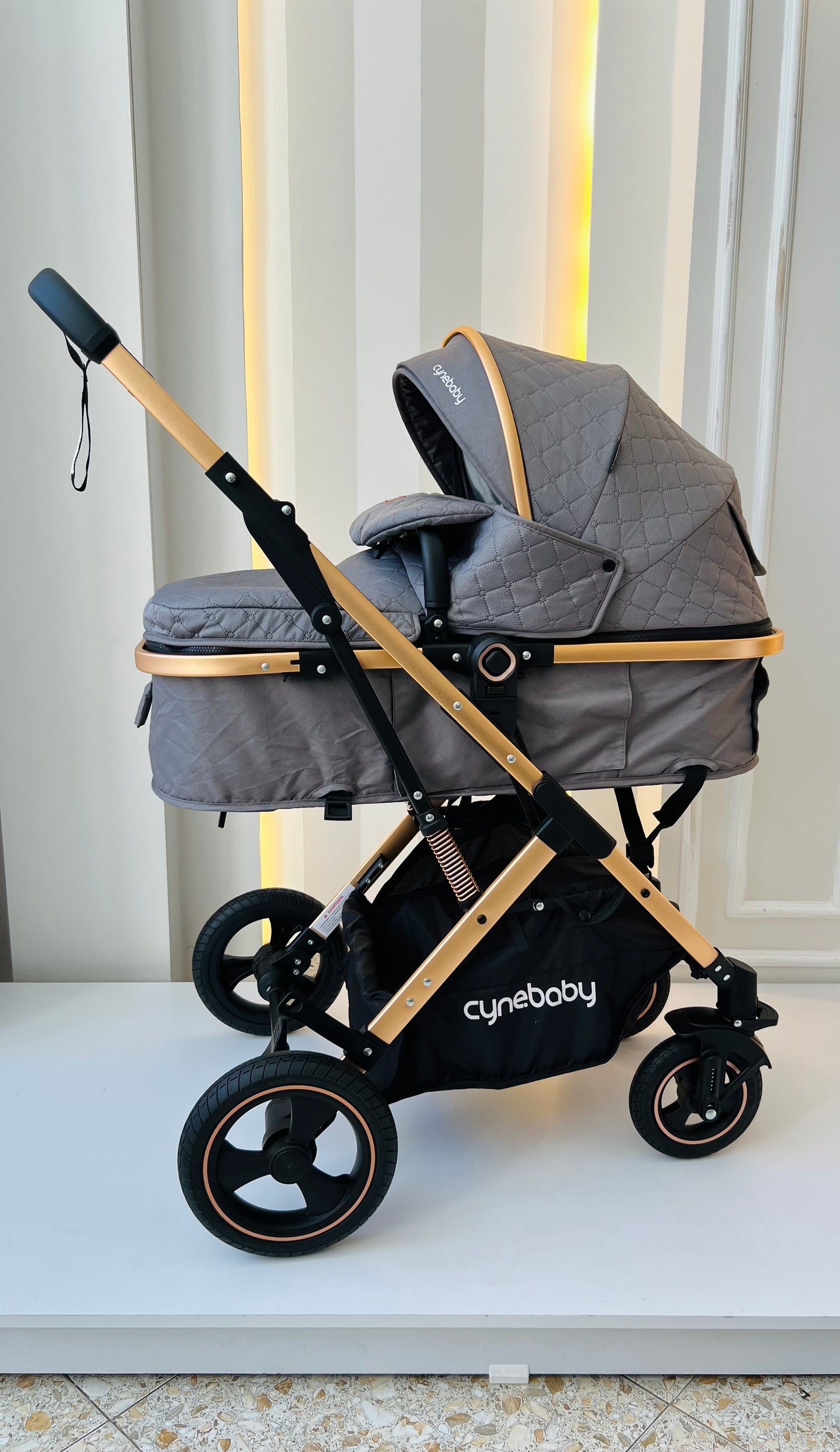 COCHE MOISÉS CYNEBABY ATENAS - GRIS