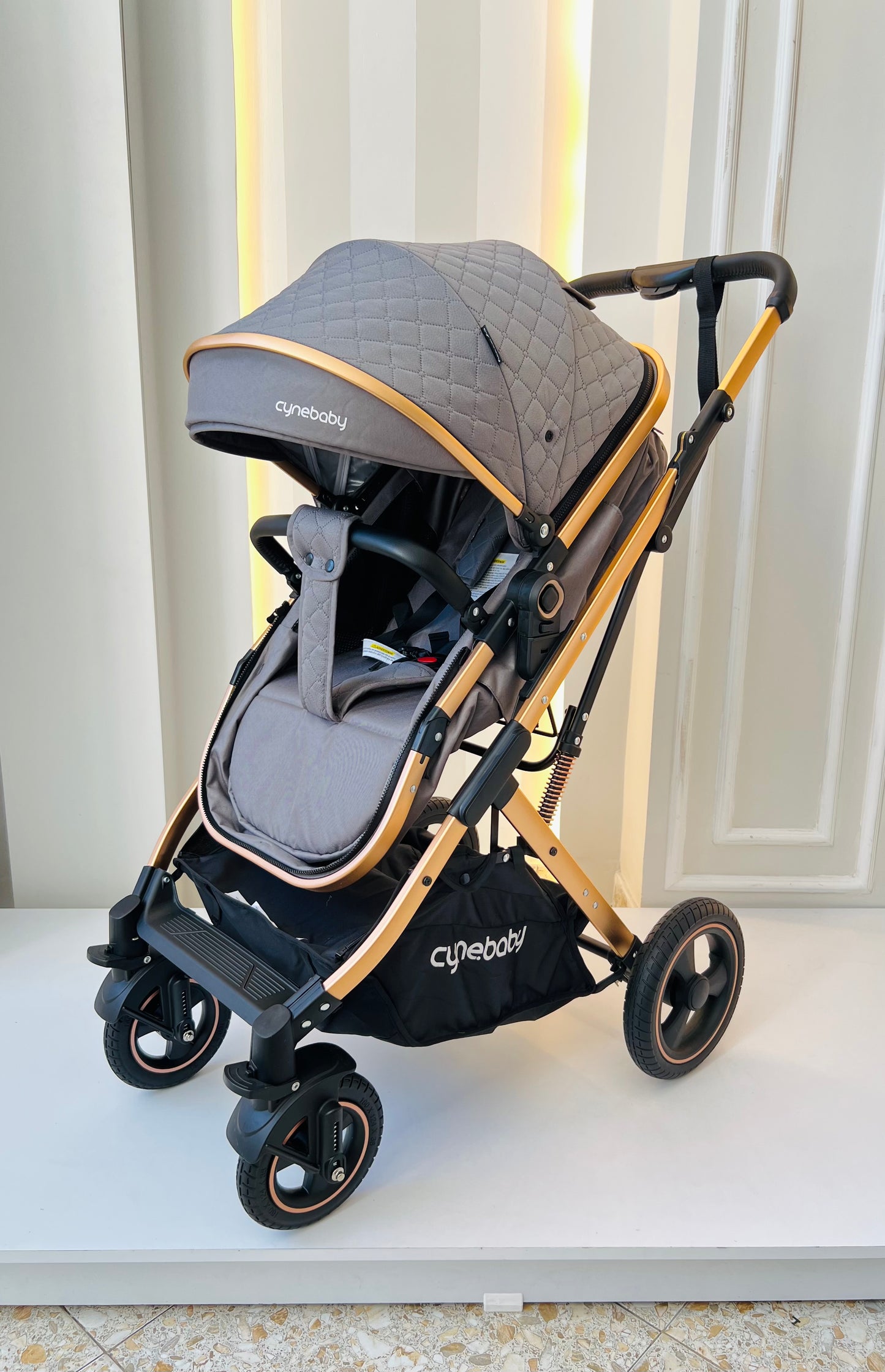 COCHE MOISÉS CYNEBABY ATENAS - GRIS