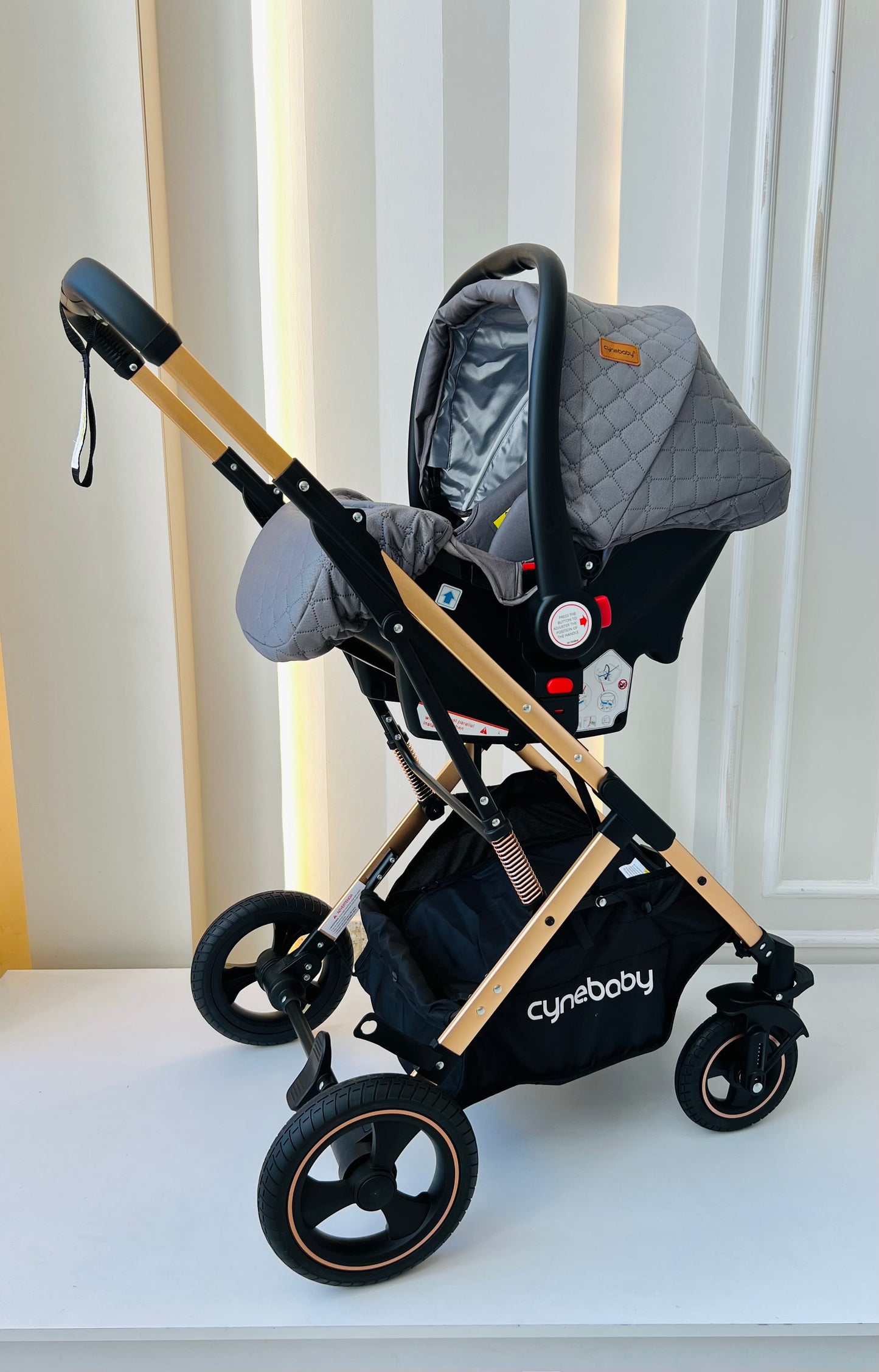 COCHE MOISÉS CYNEBABY ATENAS - GRIS