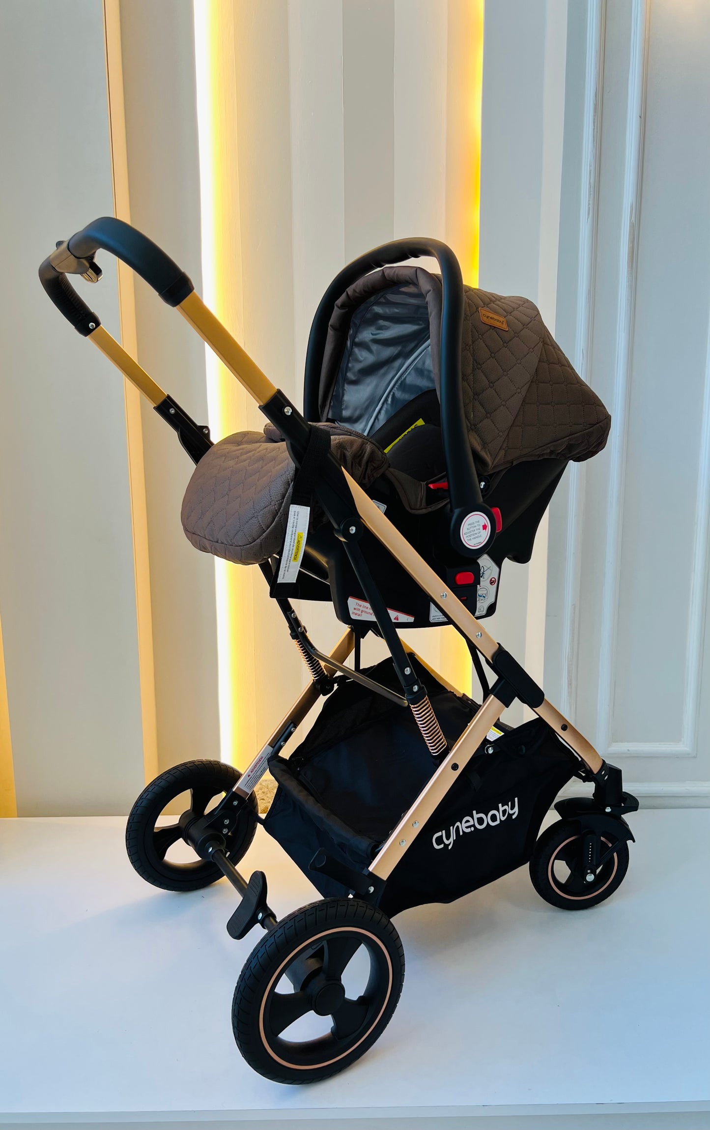 COCHE MOISÉS CYNEBABY ATENAS - CAFÉ