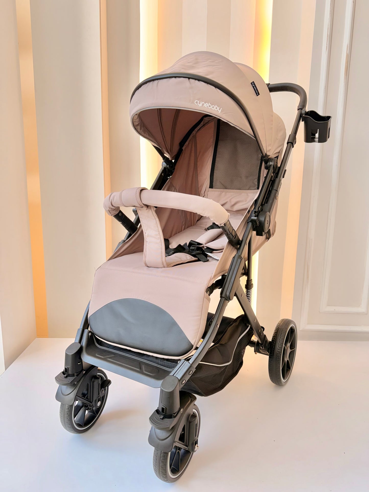 COCHE PASEADOR BEIGE- CYNEBABY