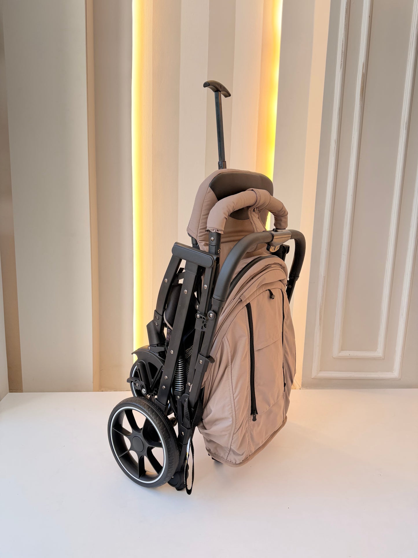 COCHE PASEADOR BEIGE- CYNEBABY