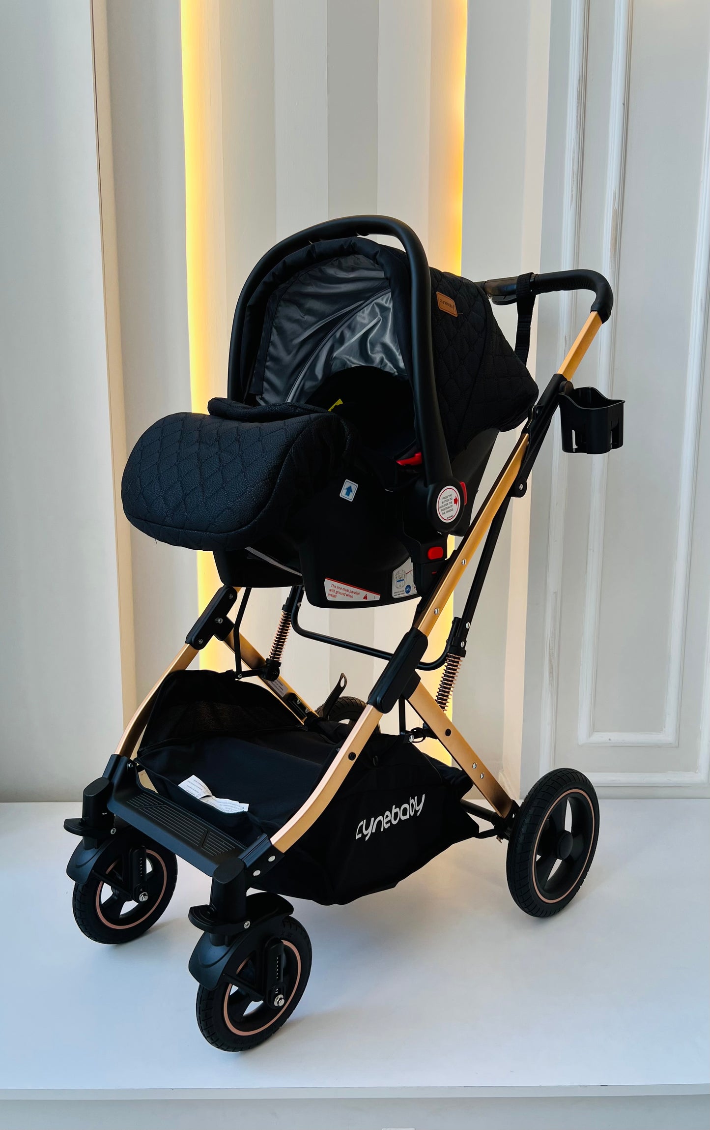 COCHE MOISÉS CYNEBABY ATENAS - NEGRO