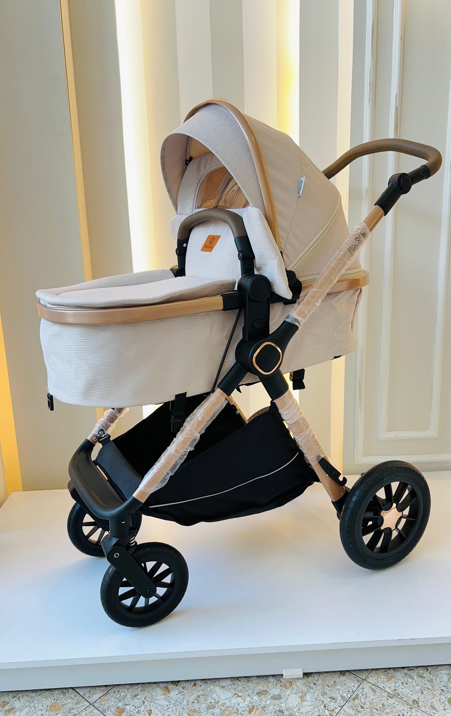 COCHE MOISÉS-NOVA MARFIL