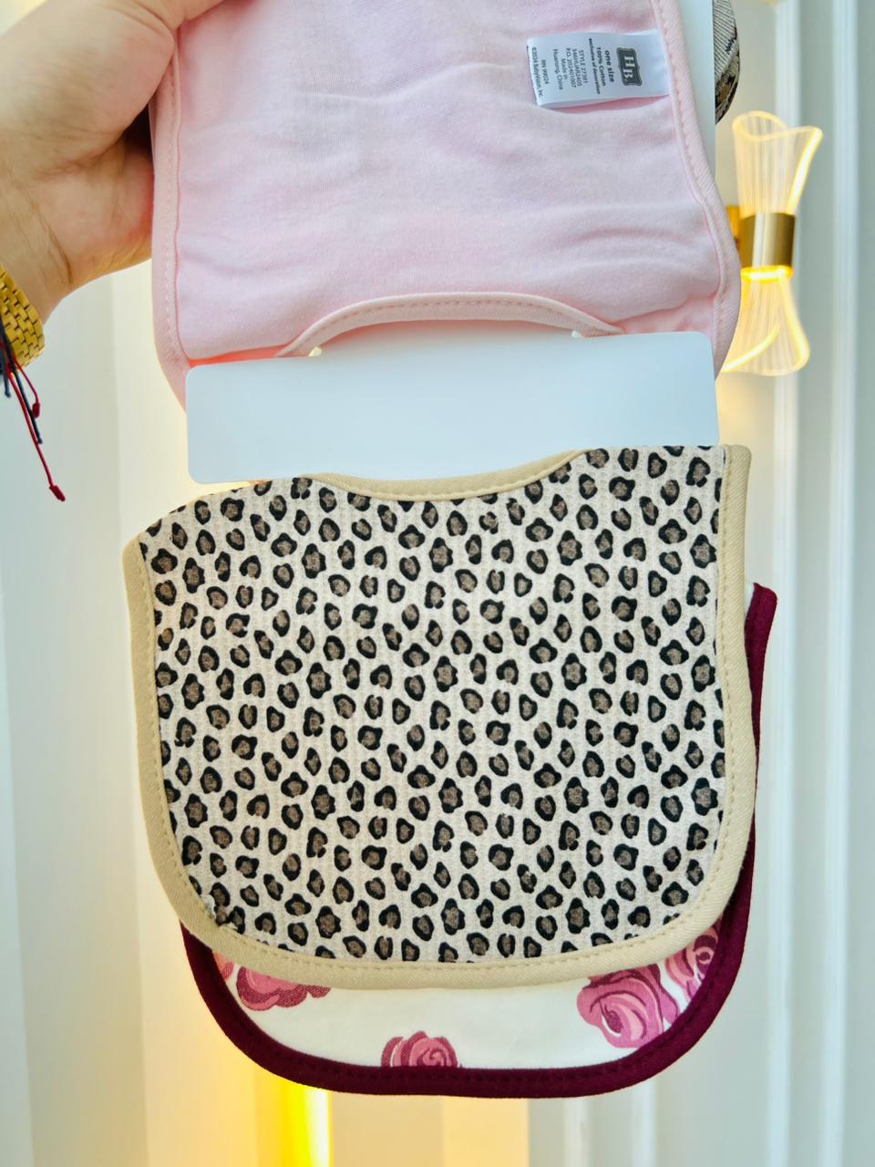 MEDIAS CON BABEROS-ANIMAL PRINT