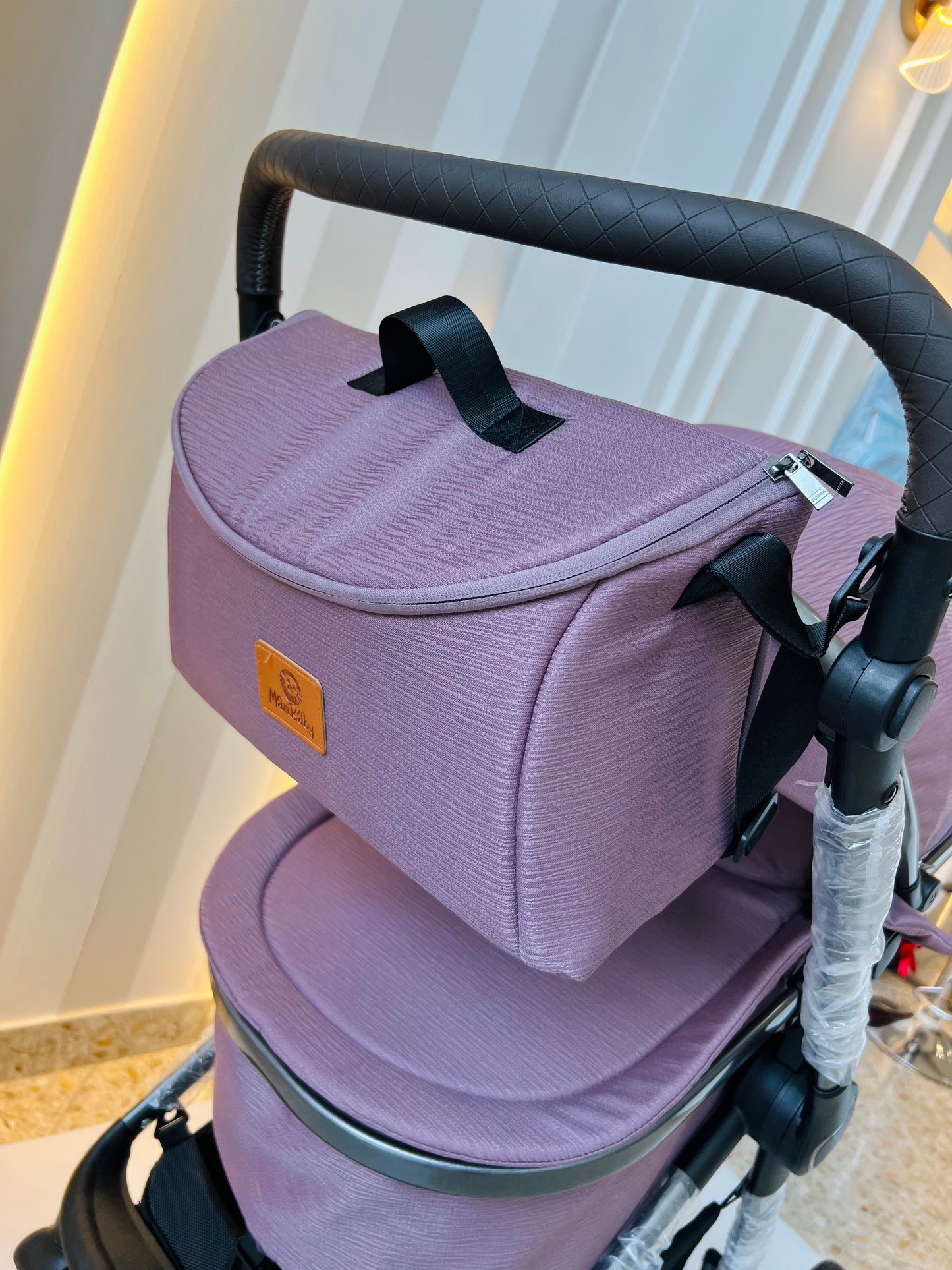 COCHE MOISÉS-NOVA MORADO