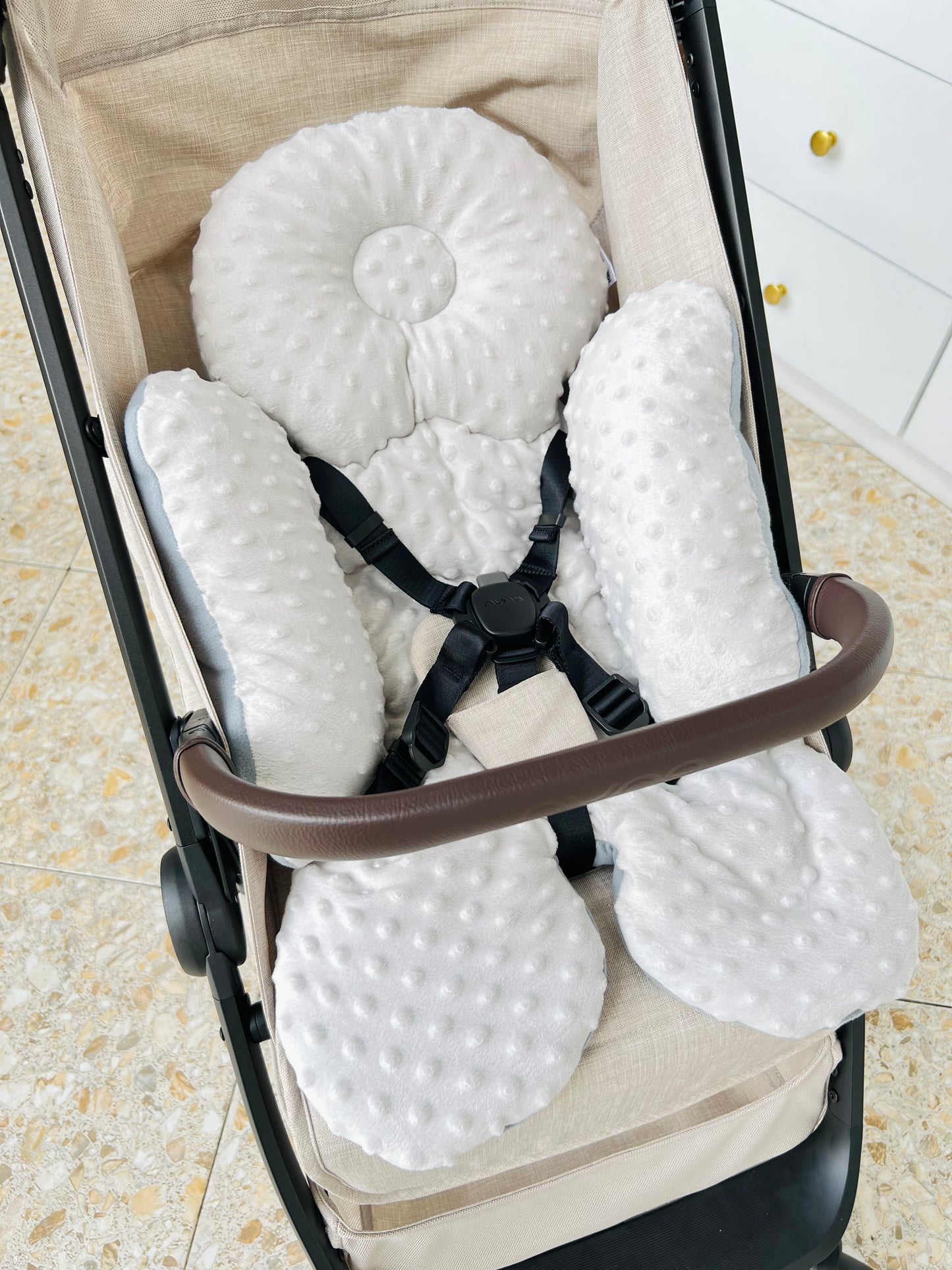 ALMOHADA PARA COCHE DOBLE COLOR GRIS