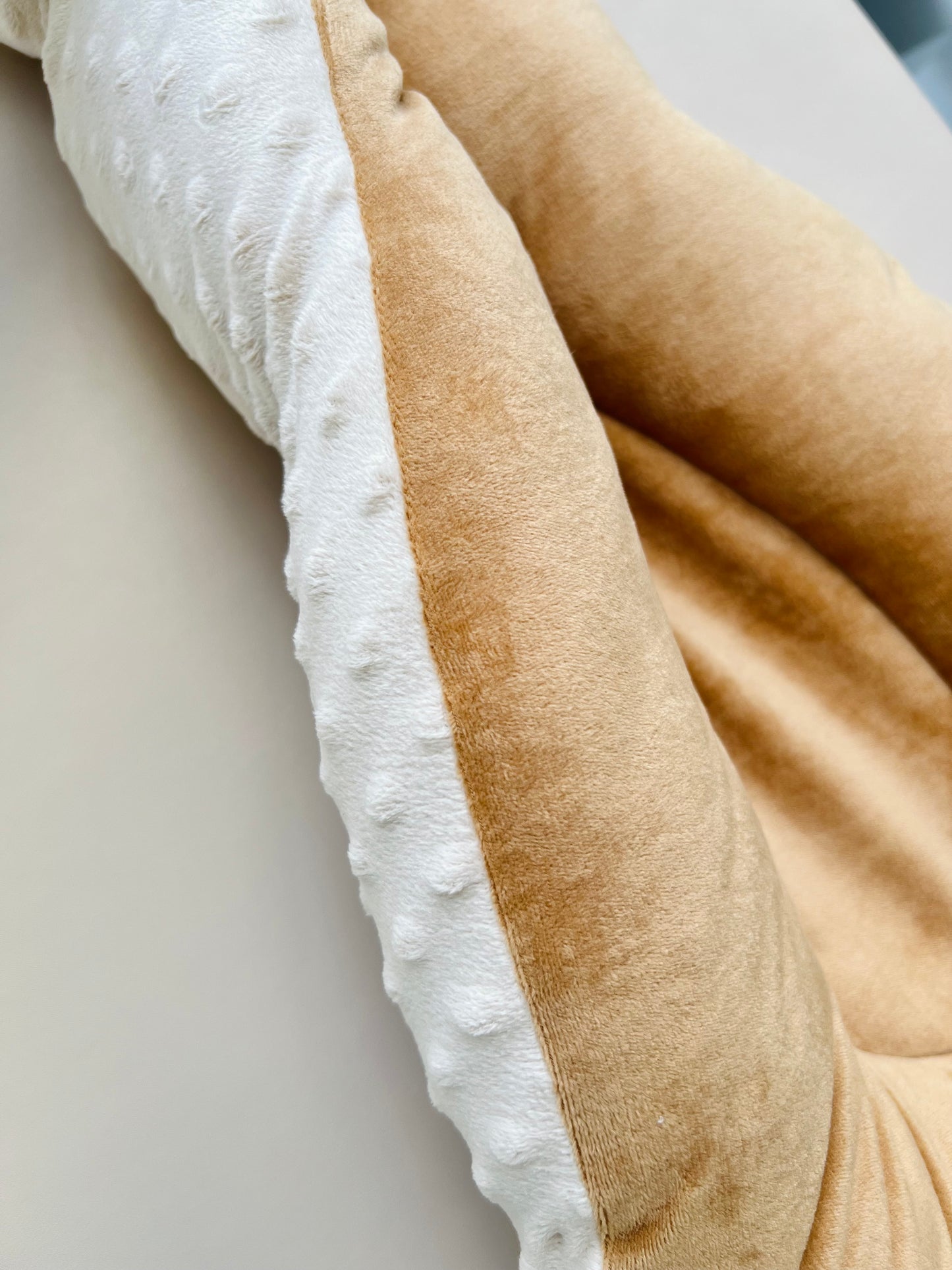 ALMOHADA ESTABILIZADORA MULTIUSOS COLOR BEIGE