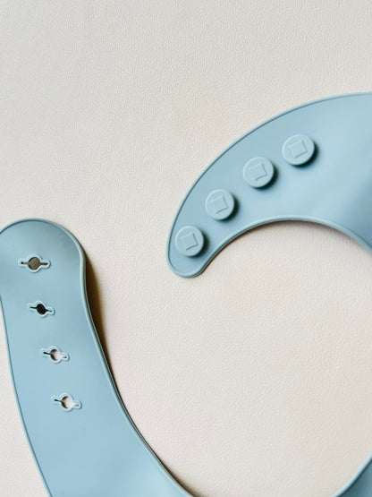 SET DE ALIMENTACIÓN COMPLEMENTARIA CANGREJO COLOR  AZUL EMPOLVADO