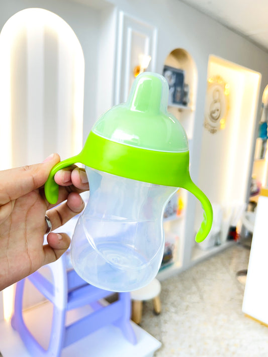 VASO ENTRENADOR CON ASAS