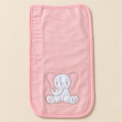 Pañito rosa para bebé con borde rosado y elefante bordado