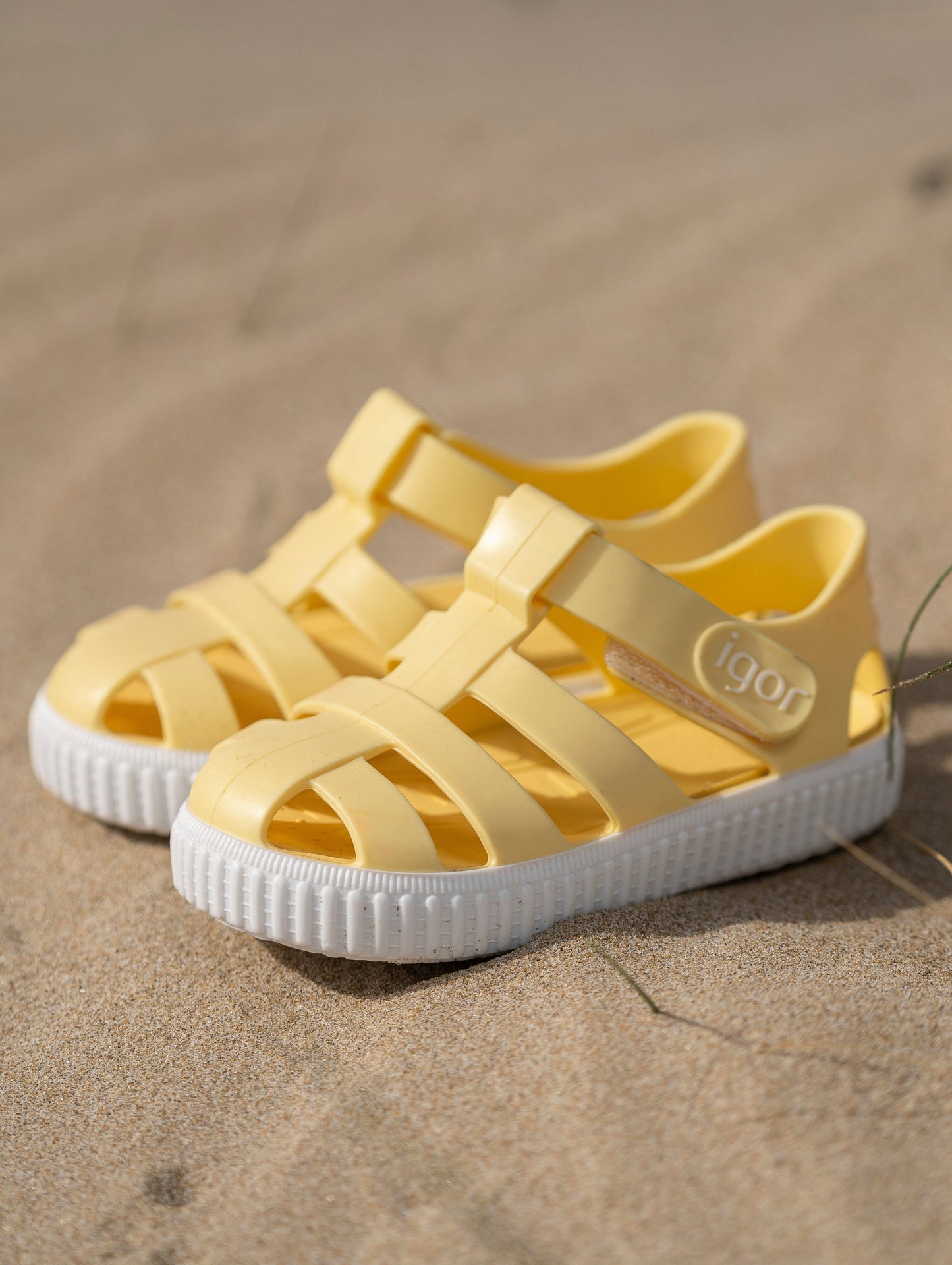 Sandalias IGOR Nico Vainilla