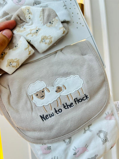SET BABERO,MEDIA Y GORRO - BEIGE OVEJA