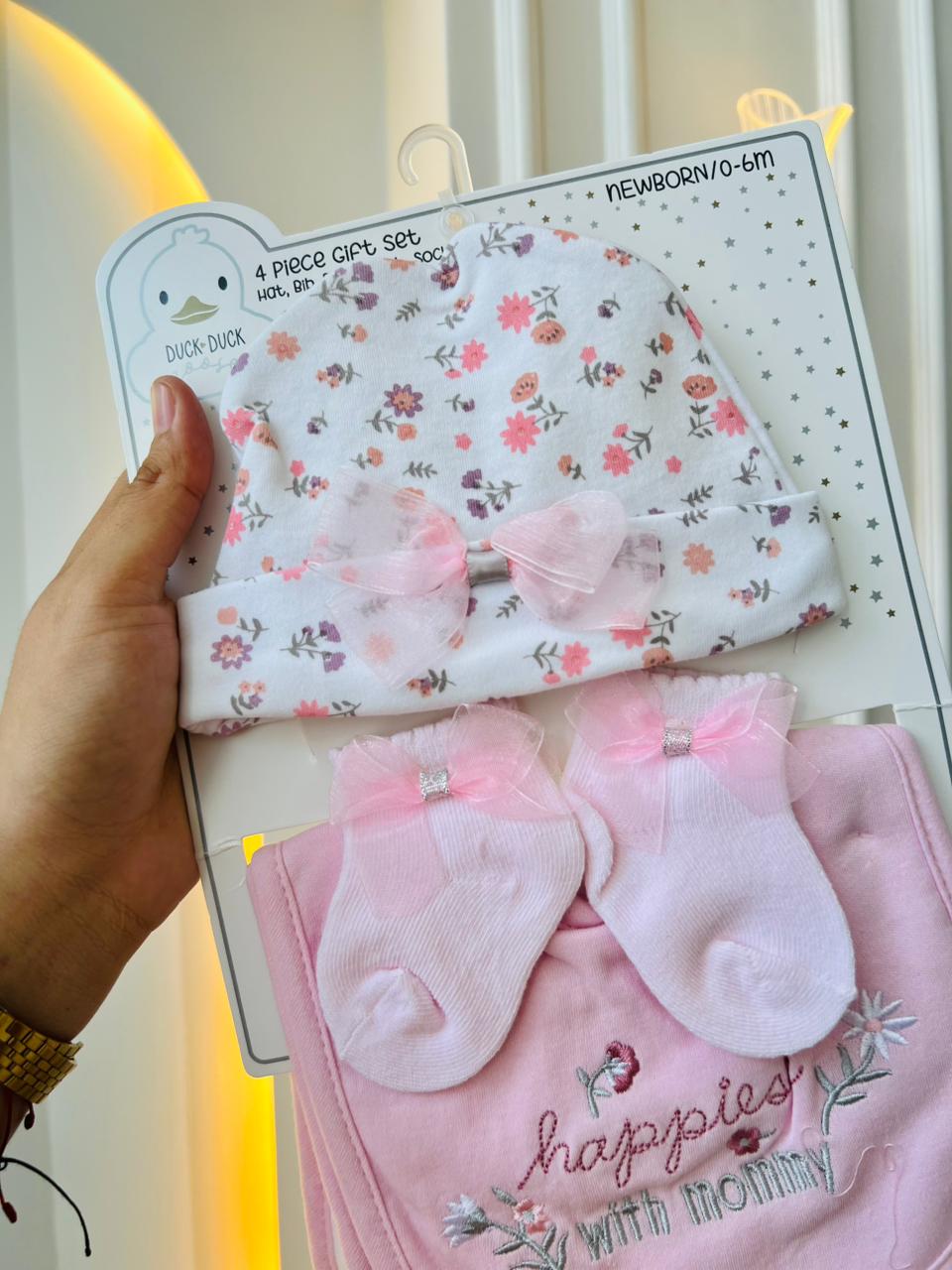 SET BABERO,MEDIA Y GORRO - ROSA FLORES
