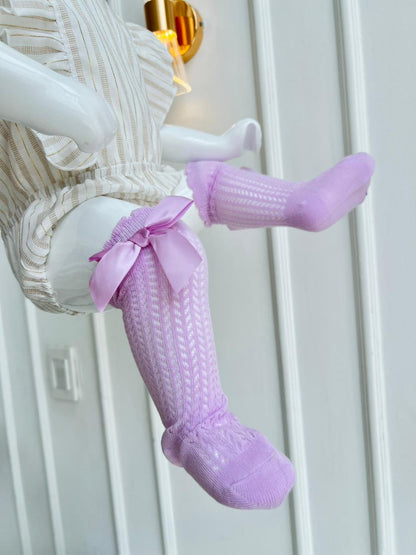 MEDIAS ESPAÑOLAS PARA BEBE CON LAZO - COLOR LILA - TALLA M