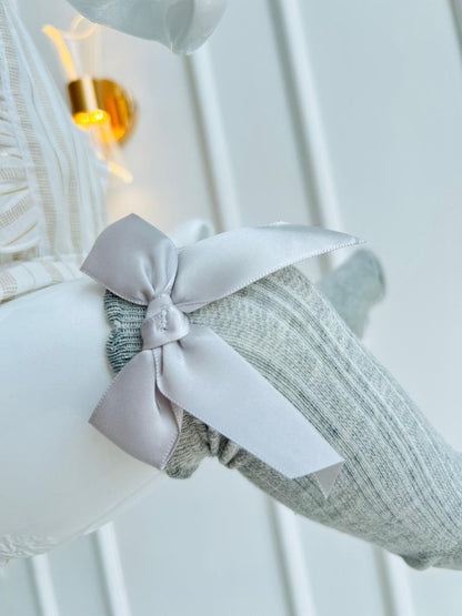 MEDIAS ESPAÑOLAS PARA BEBE CON LAZO - COLOR GRIS JASPEADO - TALLA XS, S & M