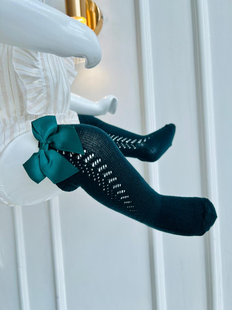 MEDIAS ESPAÑOLAS PARA BEBE CON LAZO - COLOR VERDE BOTELLA - TALLA XS & M