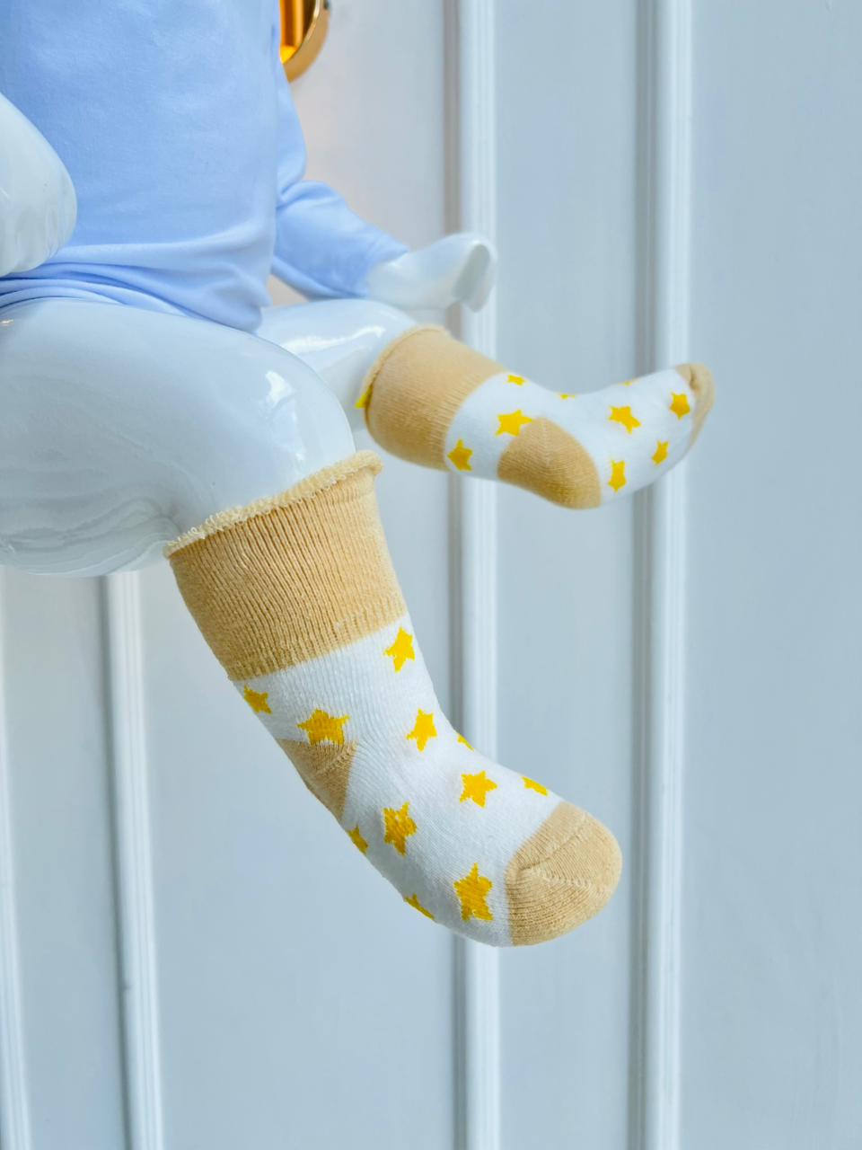 MEDIAS SUAVES PARA BEBE - DISEÑO ESTRELLAS