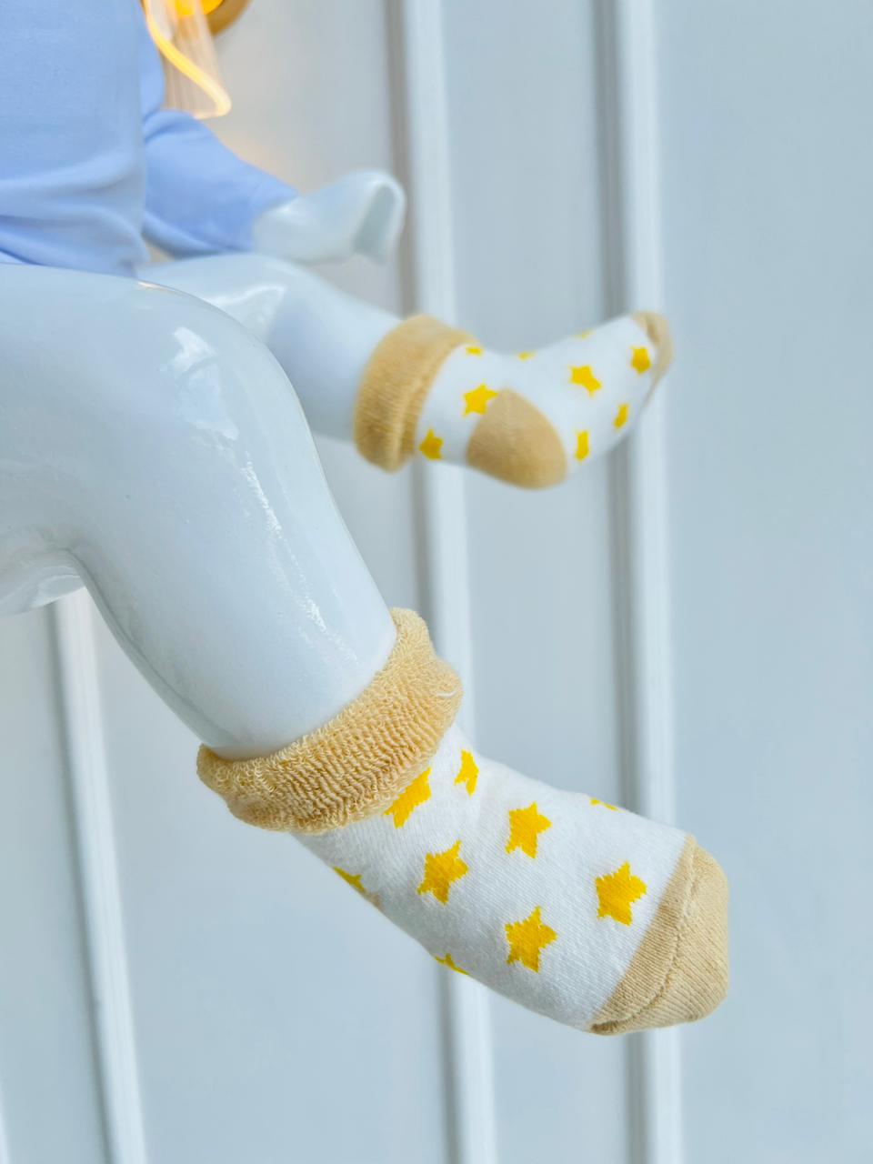 MEDIAS SUAVES PARA BEBE - DISEÑO ESTRELLAS