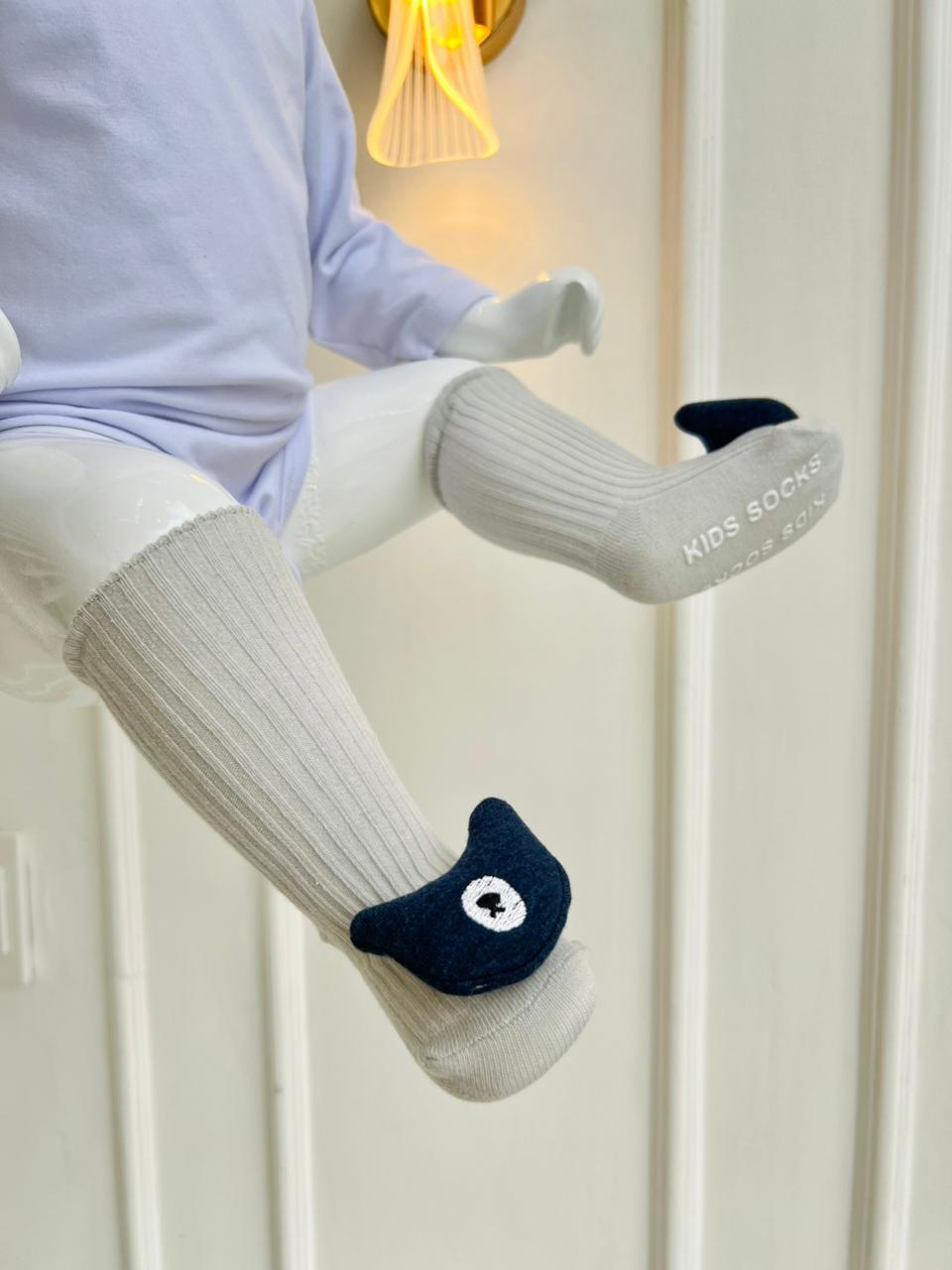 MEDIAS LARGAS SUAVES PARA BEBE - DISEÑO DECORATIVO - TALLA